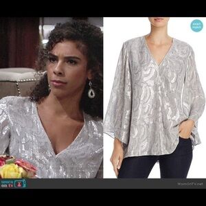 Ariel Metallic Top In Pale Steel/silver size small NWT